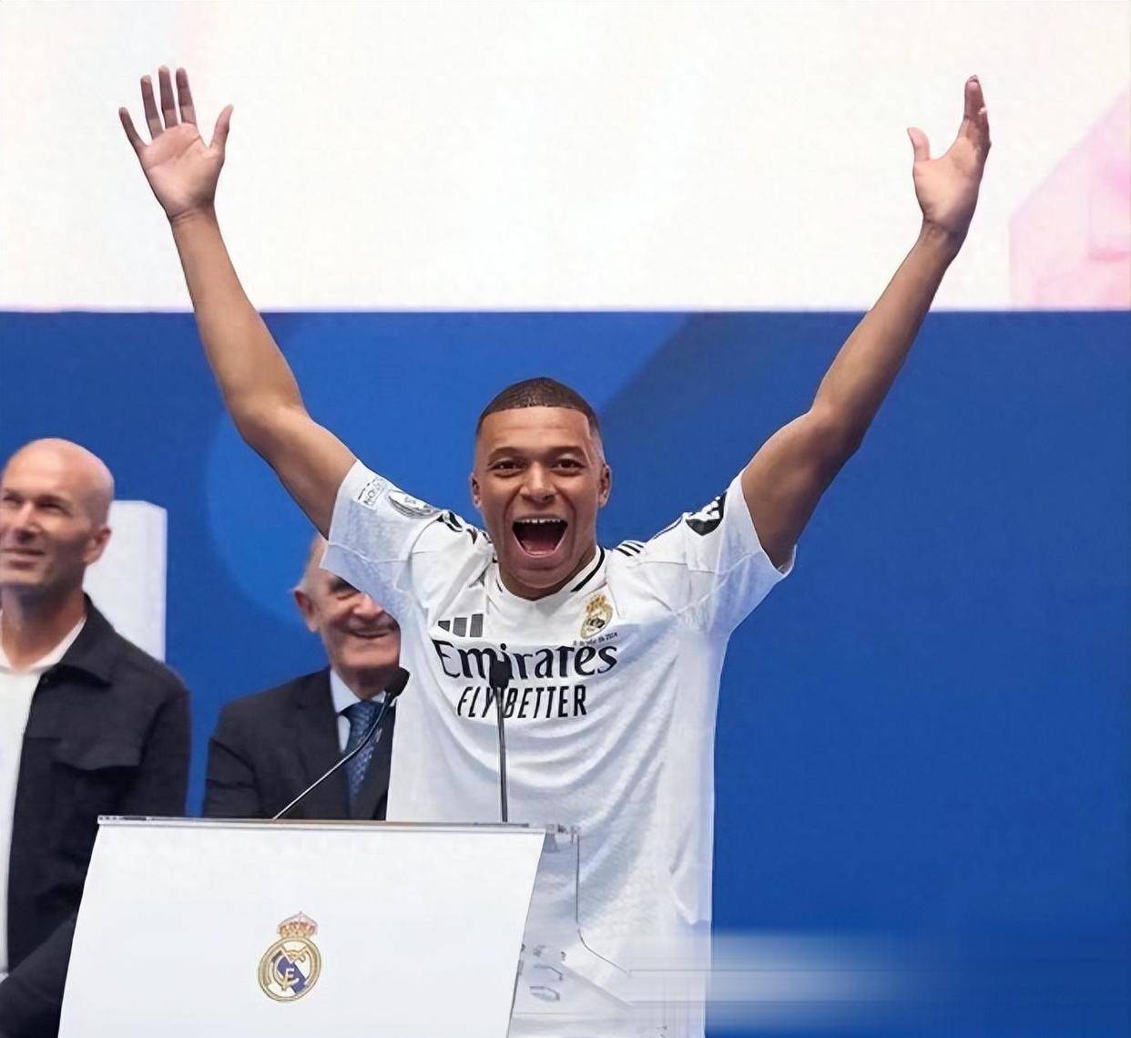 包含赛地聚焦——欧超杯窗口期热度飙升,拜仁慕尼黑刷新队史纪录,信心回归,细节决定成败的词条 包含赛地聚焦——欧超杯窗口期热度飙升,拜仁慕尼黑刷新队史纪录,信心回归,细节决定成败的词条