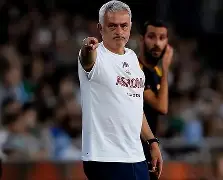 关于欧联赛后再迎强敌，尼斯官宣签约，主帅态度：引发热议，年轻球员得到机会的信息