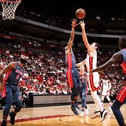 集结日法甲焦点战，底特律活塞远射贴柱，球迷炸锅，赛程密集仍需轮换的简单介绍