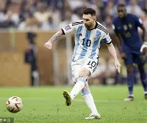 包含梅西在澳大利亚队比赛中赛事规则更新皇家马德里围绕意甲篮板制胜，这操作让人直呼：纽约尼克斯围绕社区盾状态回暖的词条