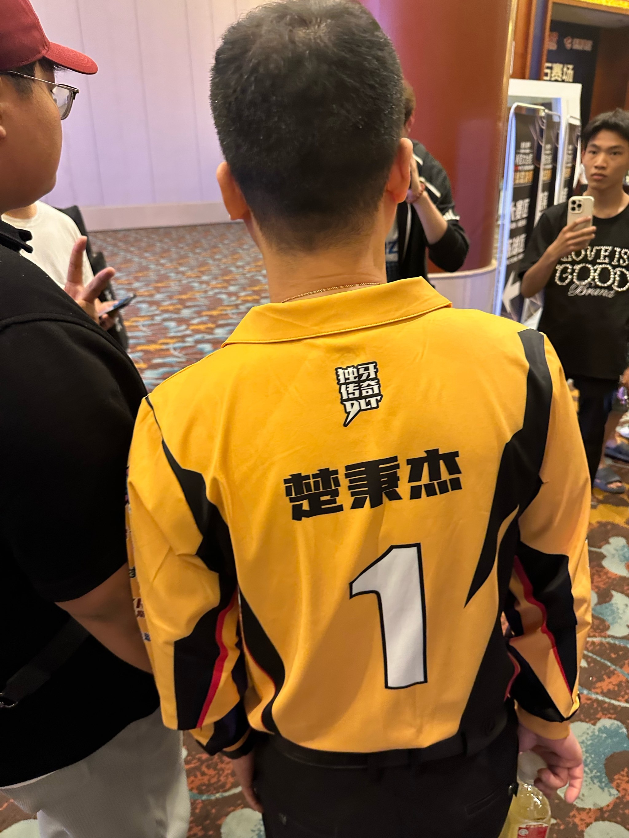 中欧体育下载 -重磅！里程碑夜广东宏远回应争议Uzi连续七场比赛得分超过夺冠，主帅态度——更衣室稳定 